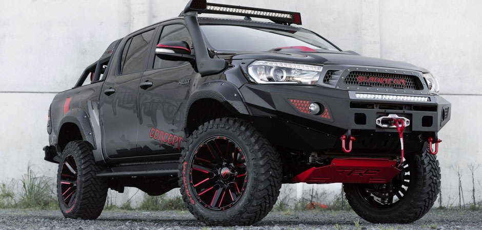 Hilux-Gladiator-Concept-Vehicle_HERO_940x450
