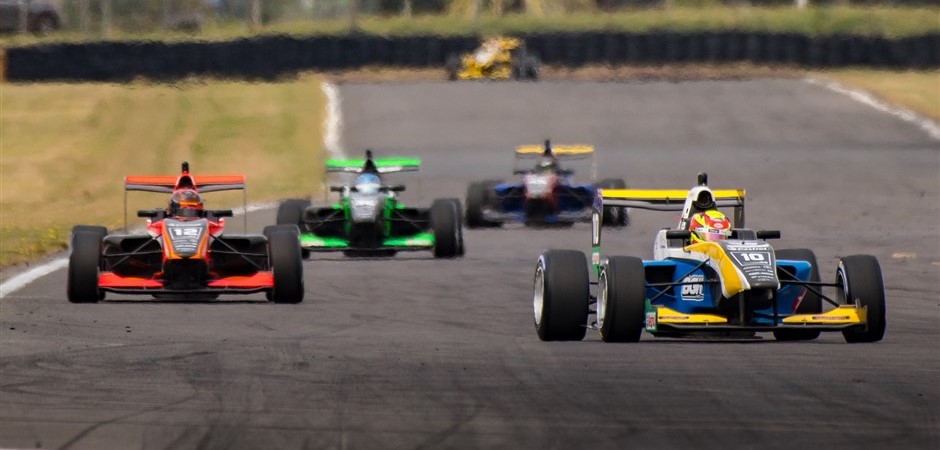 Q2 Liam pole Taupo (940 x 450)