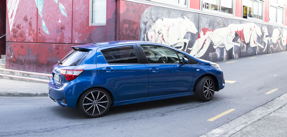 Style-and-Safety-for-2017-Yaris_HERO_940x450