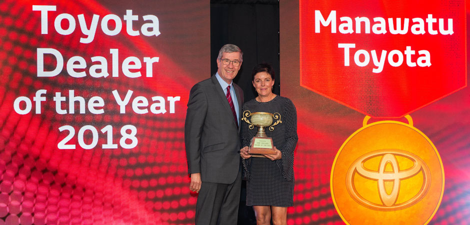 Manawatu-wins-top-dealership-again-at-Toyota-awards_HERO_940x450