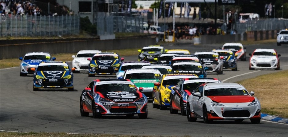 Race 1 (940 x 450)