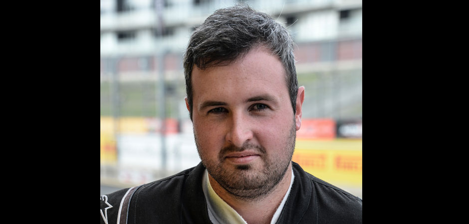 Racing-in-his-blood_HERO_940x450