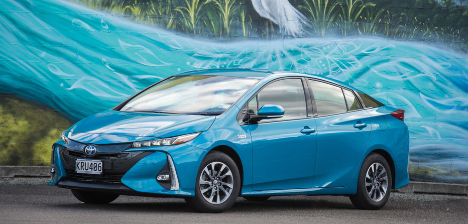 NZ-new-Prius-Prime-is-the-new-benchmark-in-fuel-efficiency_HERO_940x450